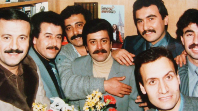 "Eskimeyen dostlarım"