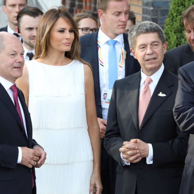  Olaf Scholz Donald Trump'la görüştü