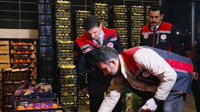 Ataşehir Meyve ve Sebze Hali'nde gece denetimi