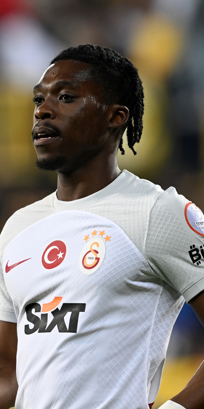  Derrick Köhn'ün talipleri artıyor!