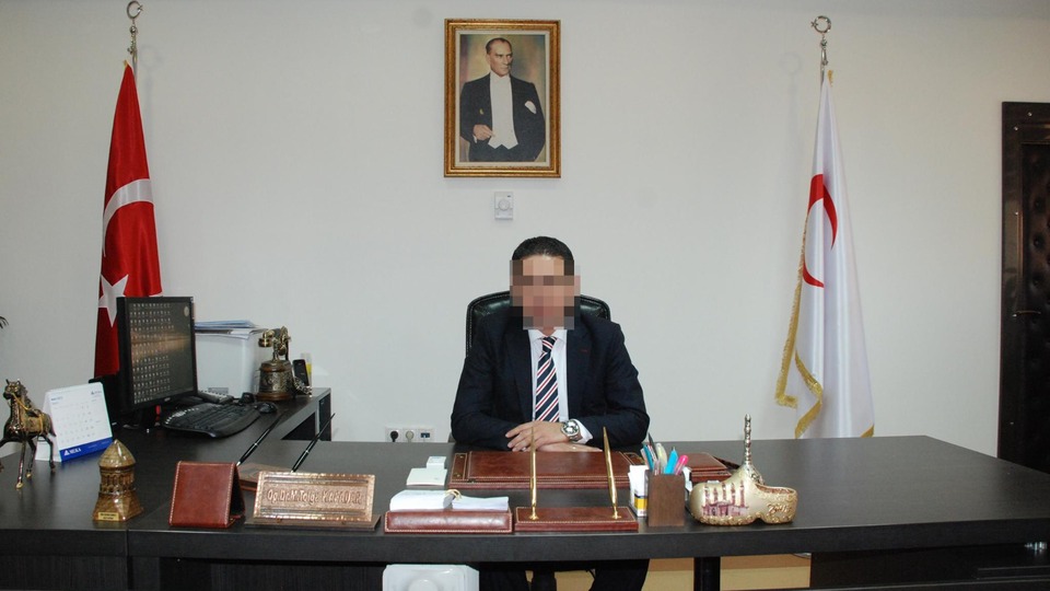 Doçente 'bıçak parası' tutuklaması!