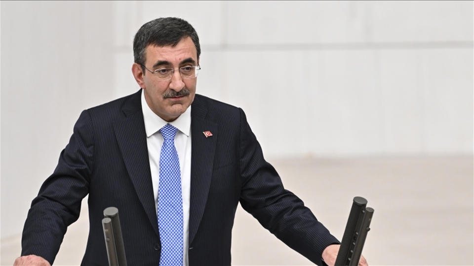 "Rezervlerimiz güçlendi, kur oynaklığı azaldı"