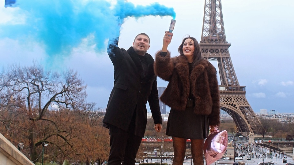 Eyfel'li cinsiyet açıklaması