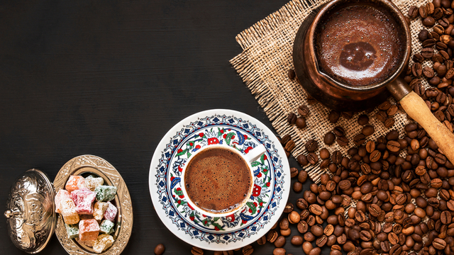 Türk kahvesi lezzetli olduğu kadar faydalı mı?