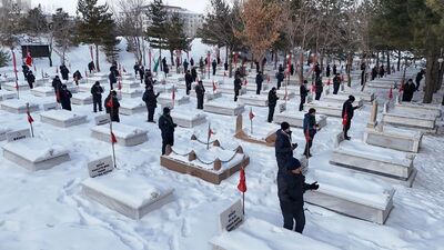 İzcilerden "Karskapı Şehitliği"ne ziyaret