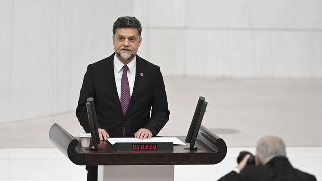 Nedim Yamalı Gelecek Partisi'nden istifa etti