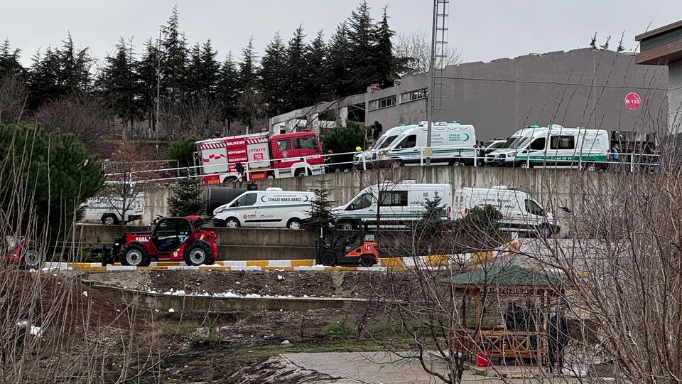 Kadınların çalıştığı fabrikaydı