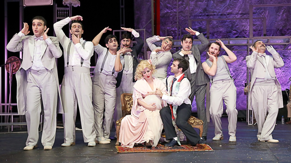 'Gözlerimi Kaparım Vazifemi Yaparım'