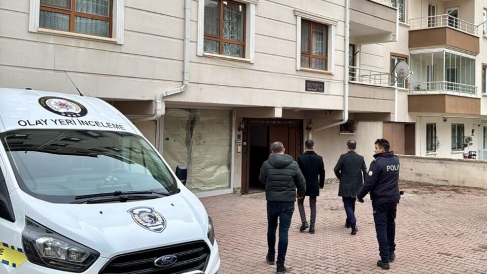 9 aylık hamileydi! Evinde ölü bulundu