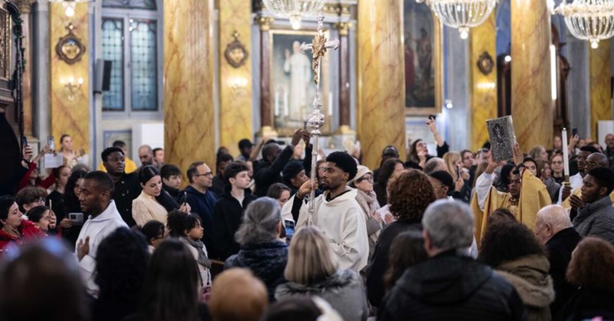 İstanbul'daki kiliselerde Noel ayini