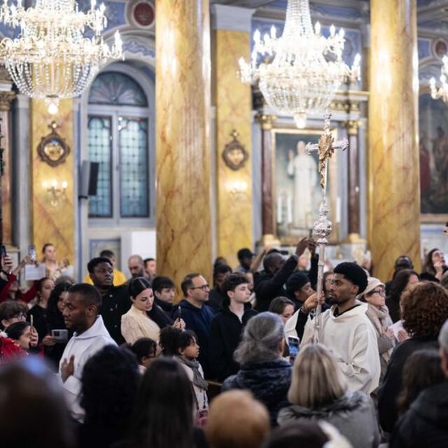 İstanbul'daki kiliselerde Noel ayini
