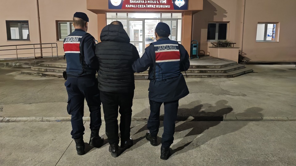 Şehit teğmenin fotoğrafıyla dolandırdı!