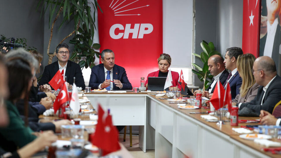 CHP asgari ücret için toplandı