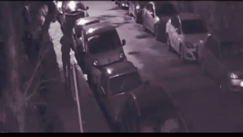 Oto faresi kamerada! Suç kayıtları pes dedirtti