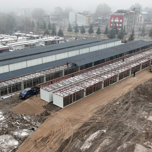 Büyükşehir'den Elbistan'a yeni çarşı
