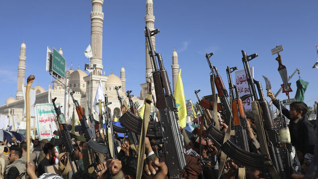 Husiler: İsrail'deki tesisi vurduk