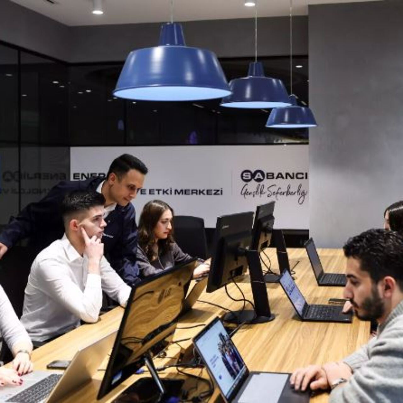 Enerjisa'dan teknoloji eğitimi