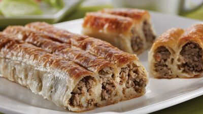 Kıymalı börek tarifi ve yapılışı