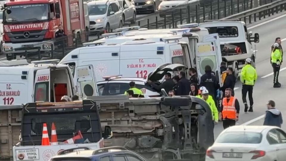 Servis devrildi! 7'si öğrenci 10 yaralı var