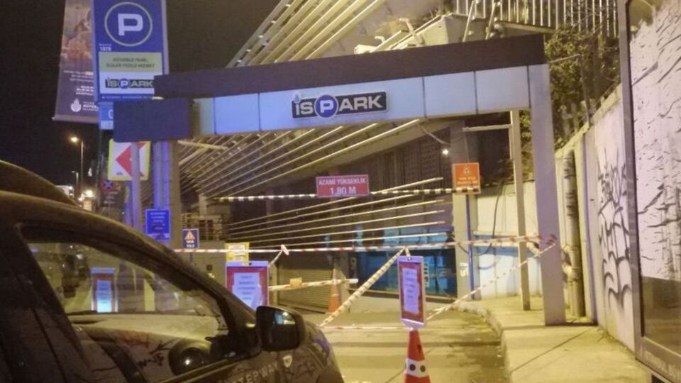 İBB'nin otoparkı boşaltılıyor