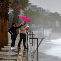 Meteoroloji'den sağanak ve fırtına uyarısı