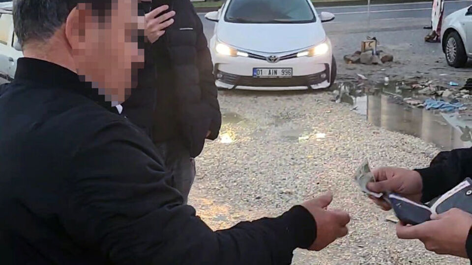 "Değnekçi" sivil polise yakalandı