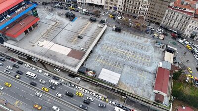 Kolonları çatlayan otopark görüntülendi