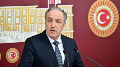 Yeneroğlu DEVA'dan istifa etti