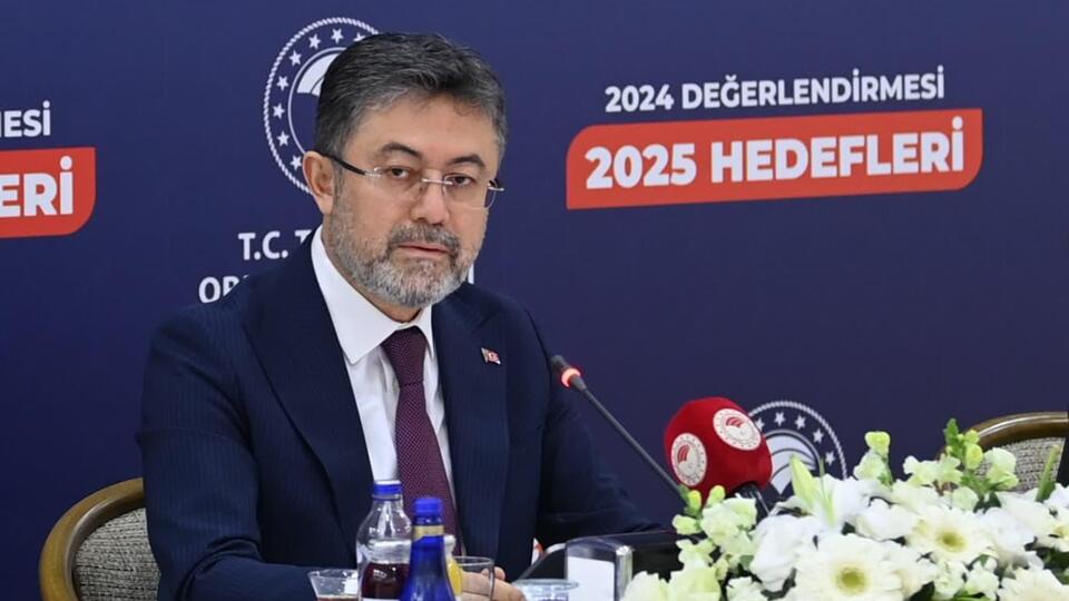 "AB bizden yüzde 30 daha fazla pestisit kullanıyor"