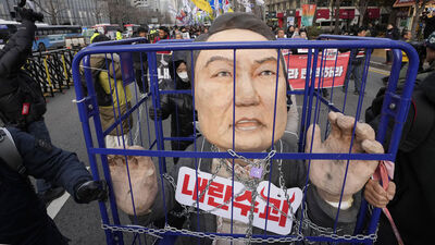 Güney Kore'de siyasi kriz sürüyor