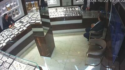 Kuyumcu, alacaklısını vurdu!