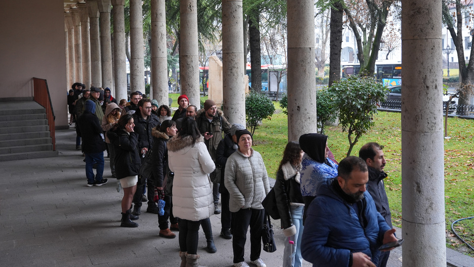 Fındıkkıran bileti için sabahın 5'inde kuyruğa girdiler