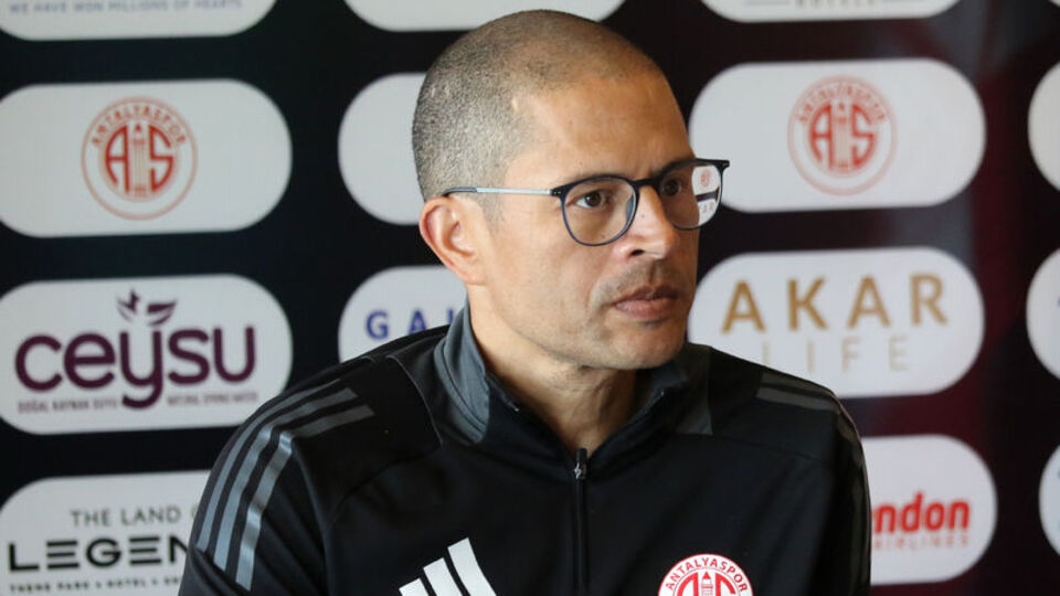 Alex de Souza'dan istifa açıklaması!