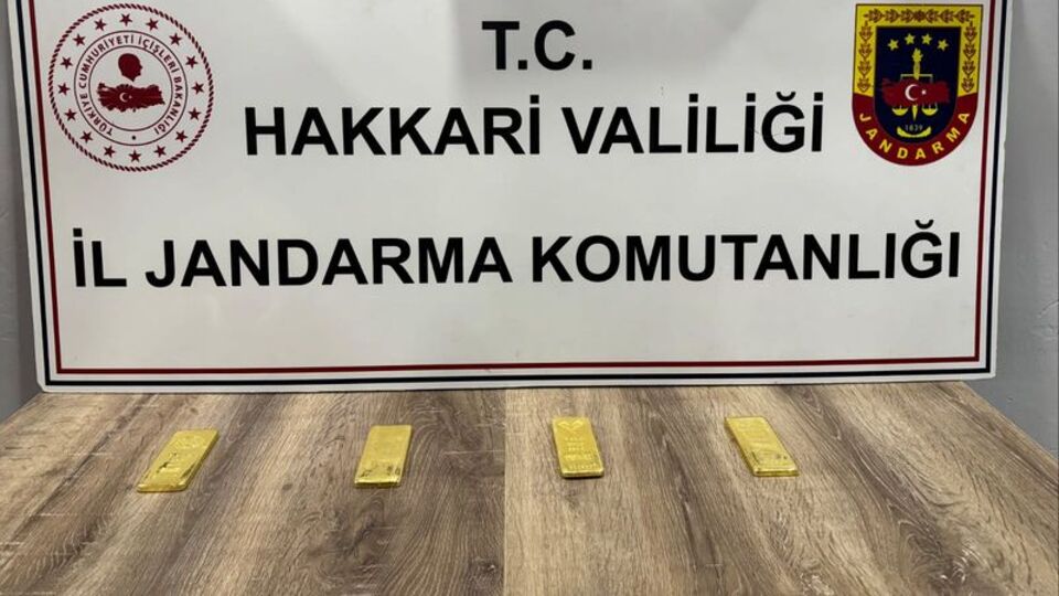 Cebinden 4 kilogram külçe altın çıktı