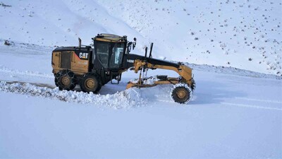 210 köy yolu ulaşıma kapandı