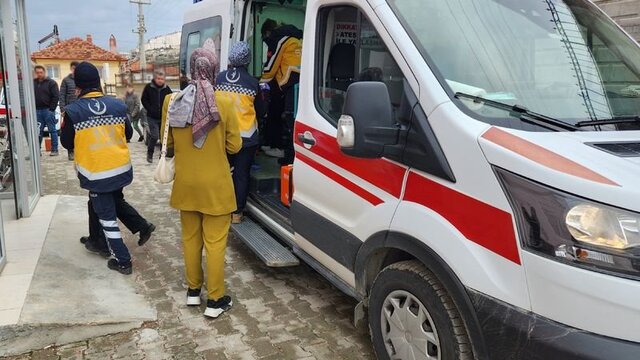 Okul yemeğinden zehirlenen 43 öğrenci hastanelik oldu