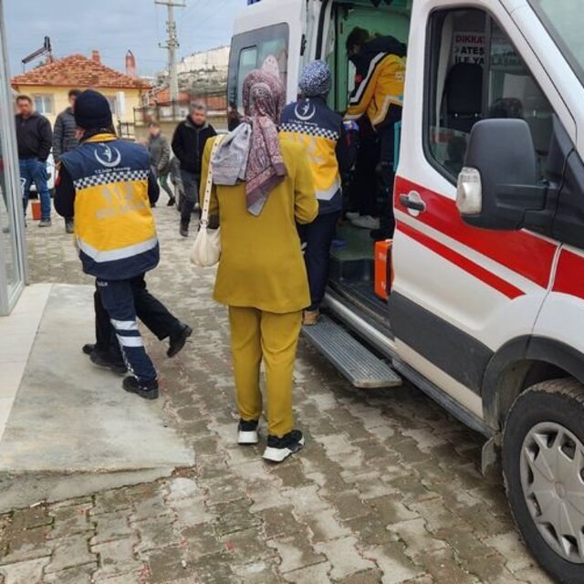 Okul yemeğinden zehirlenen 43 öğrenci hastanelik oldu