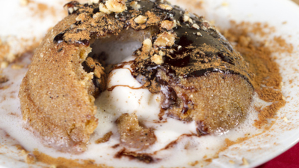 Çikolata Soslu İrmik Tatlısı Tarifi