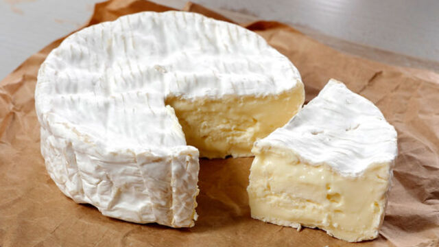 Camembert peyniri nasıl yenir?