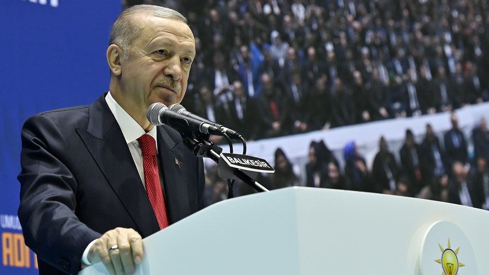 Cumhurbaşkanı Erdoğan: Faizi kesinlikle indireceğiz