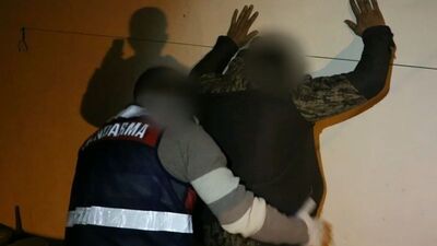 Mersin'de yakalanan 3 tefeci tutuklandı