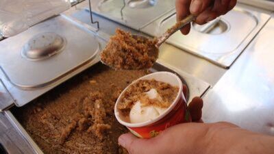 Dondurmalı İrmik Tatlısı Tarifi