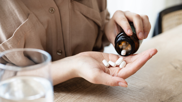 Aşırı ağrı kesici baş ağrısını artırabiliyor