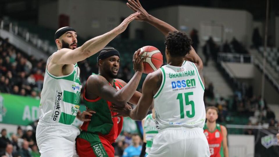 Bursaspor, Yalovaspor Basketbol'u devirdi!