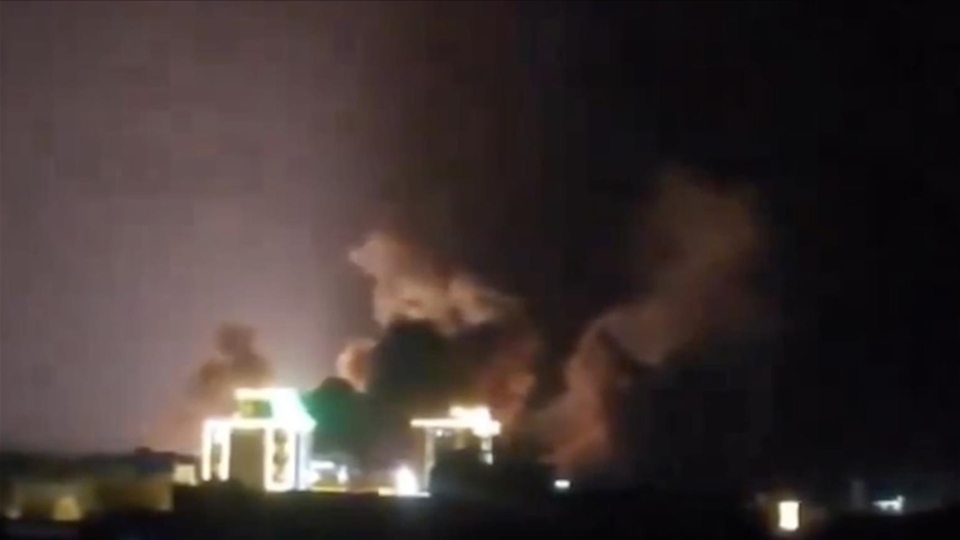 ABD ve İngiltere'den Yemen'e hava saldırısı