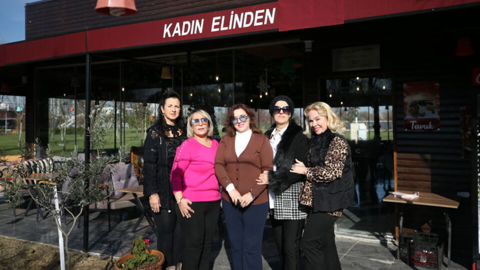 Bursalı "üreten kadınlar" kafe açtı