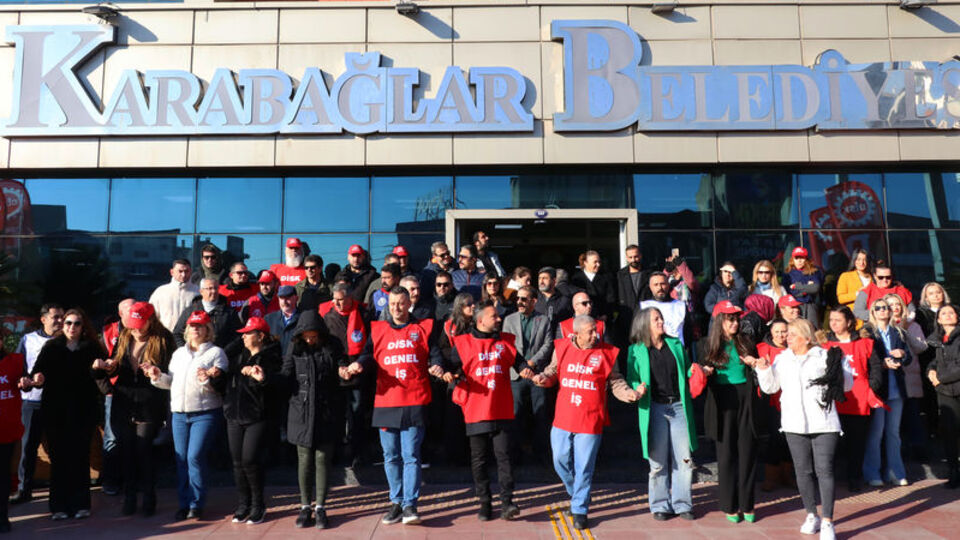 Karabağlar'da işçilerden grev kararı