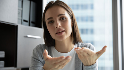 Neden kendi kendimizle konuşuruz?