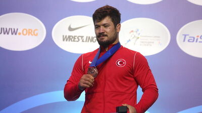 Milli güreşçi Ali Cengiz sakatlandı!