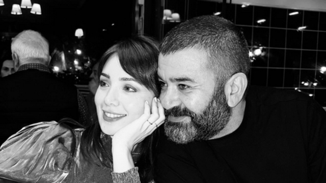 Yeni yıla yeni sevgilisiyle girdi